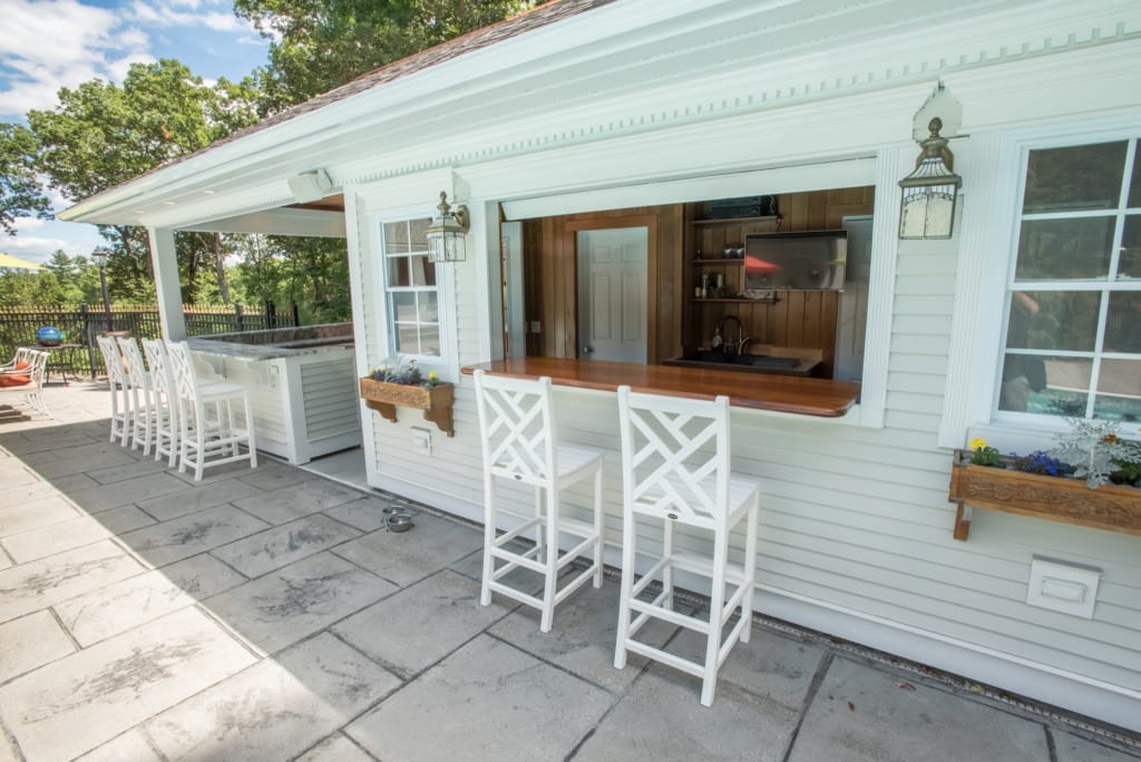 Outdoor Kitchen Bar